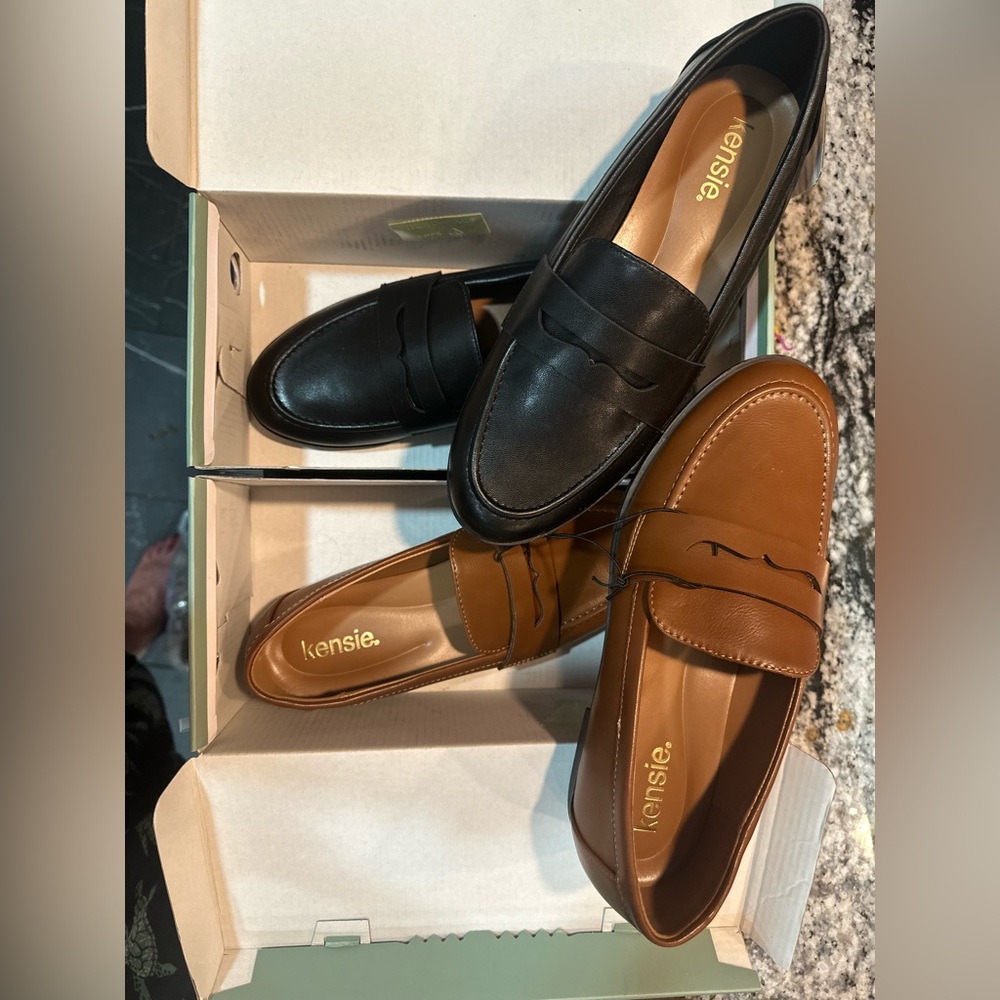 Kensie Women's Black and Brown Loafers size 8.5